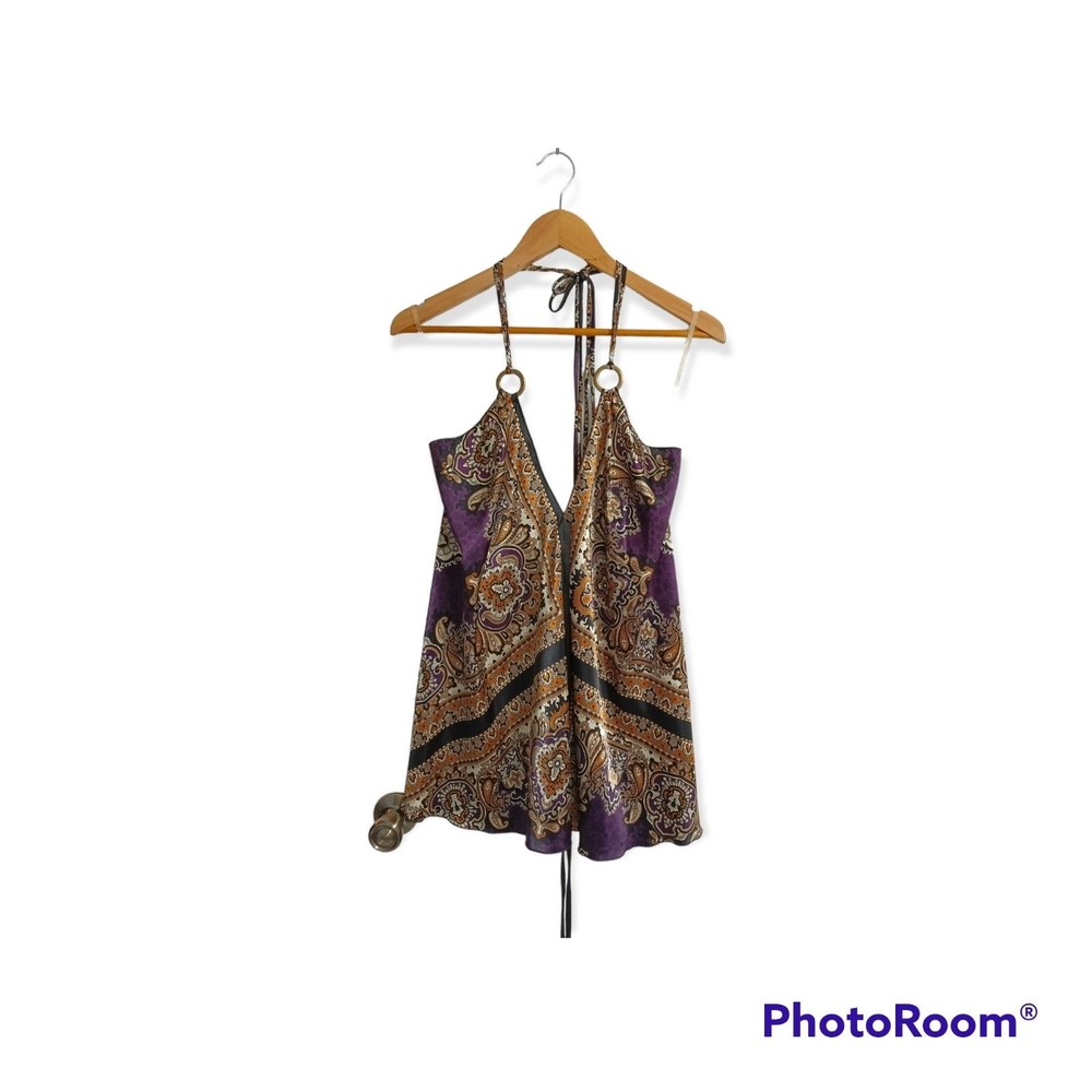 Halter Top - Picture 1 of 7